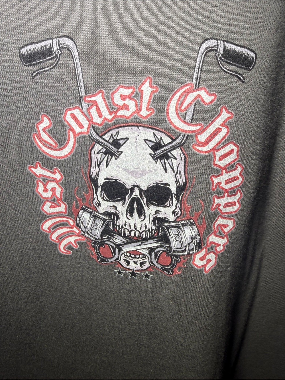 West coast Choppers Graphic Skull Motorcycle Tee with Red Accent